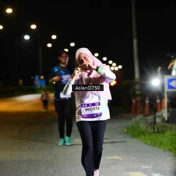 Runner Photo 7744652