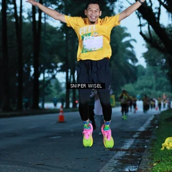 Runner Photo 7744661
