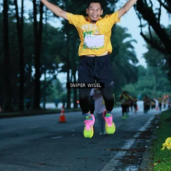 Runner Photo 7744663