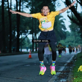 Runner Photo 7744665