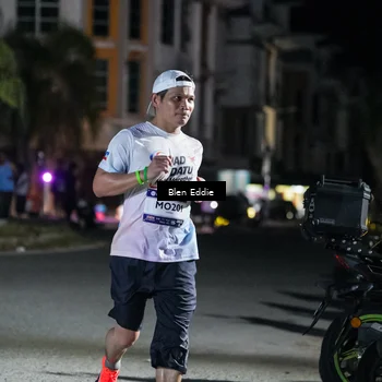 Runner Photo 7744668
