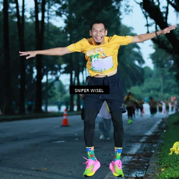 Runner Photo 7744670