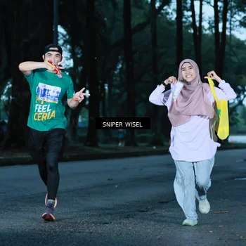 Runner Photo 7744685