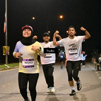 Runner Photo 7744691