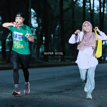 Runner Photo 7744699