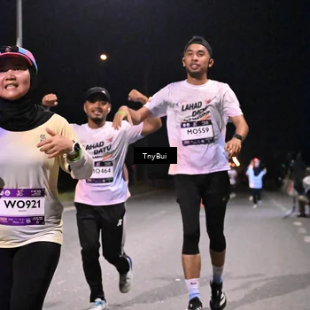 Runner Photo 7744721