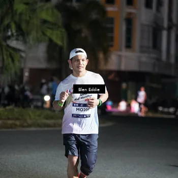 Runner Photo 7744722