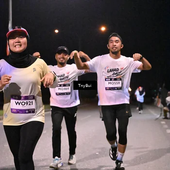Runner Photo 7744724
