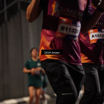 Runner Photo 7744737