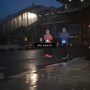 Runner Photo 7744765