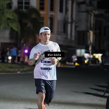 Runner Photo 7744774