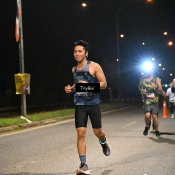 Runner Photo 7744784