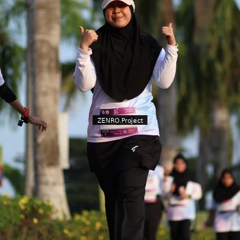 Runner Photo 7744792