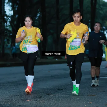 Runner Photo 7744807