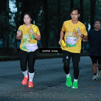 Runner Photo 7744814