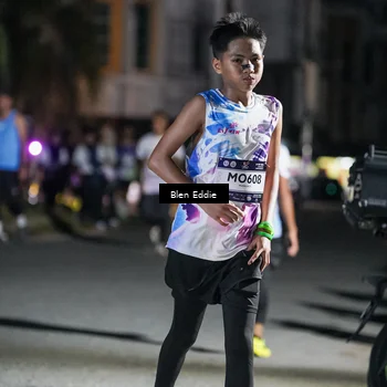 Runner Photo 7744815