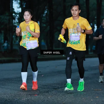 Runner Photo 7744831