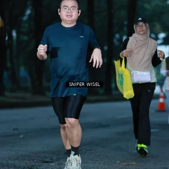 Runner Photo 7744842