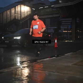 Runner Photo 7744844