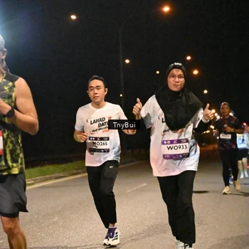 Runner Photo 7744849