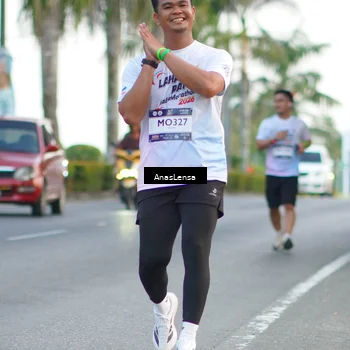Runner Photo 7744856