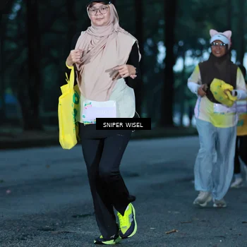 Runner Photo 7744859