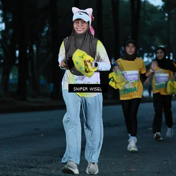 Runner Photo 7744862