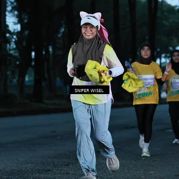 Runner Photo 7744865