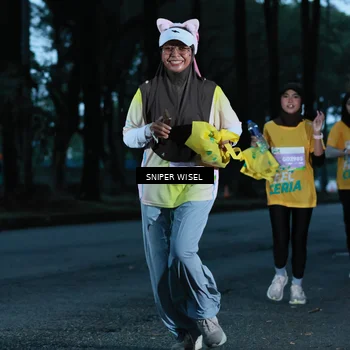 Runner Photo 7744869