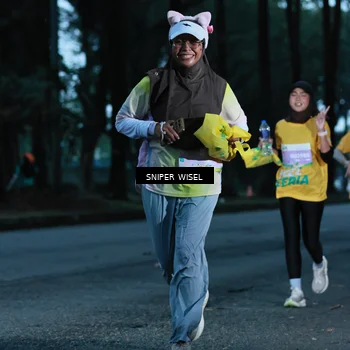Runner Photo 7744877