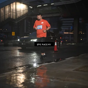Runner Photo 7744882