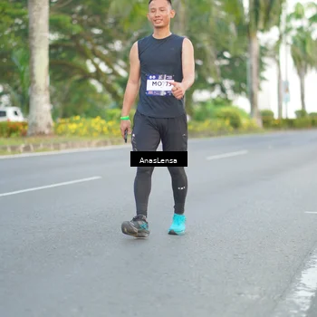 Runner Photo 7744888