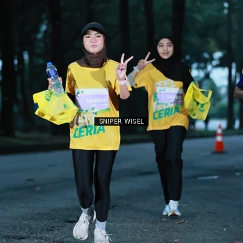 Runner Photo 7744892