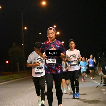 Runner Photo 7744906