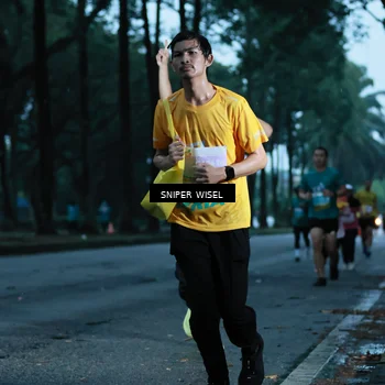 Runner Photo 7744913