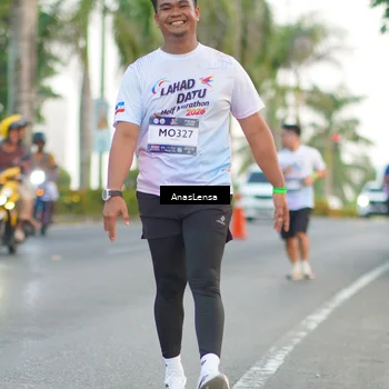 Runner Photo 7744922