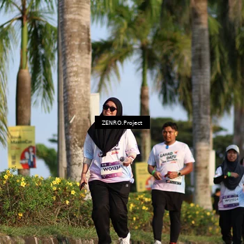 Runner Photo 7744927