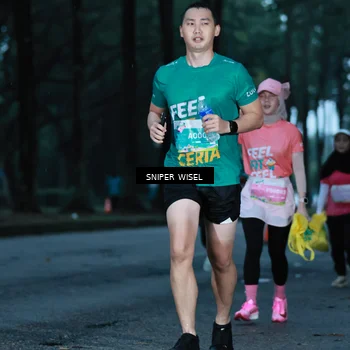 Runner Photo 7744928