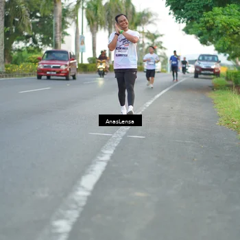 Runner Photo 7744939