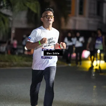 Runner Photo 7744957