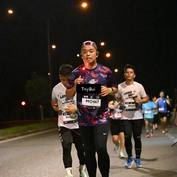 Runner Photo 7744962