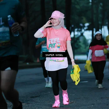 Runner Photo 7744964