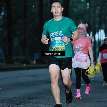 Runner Photo 7744968
