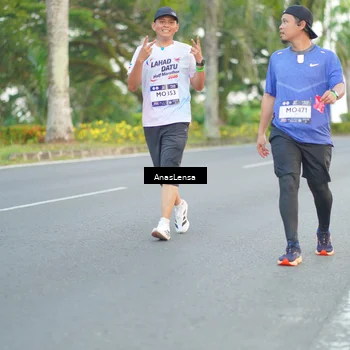 Runner Photo 7744998