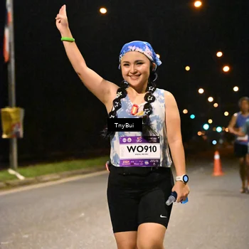 Runner Photo 7745001