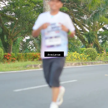 Runner Photo 7745010