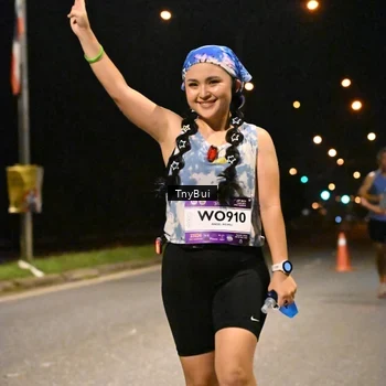 Runner Photo 7745012