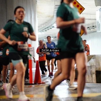 Runner Photo 7745014