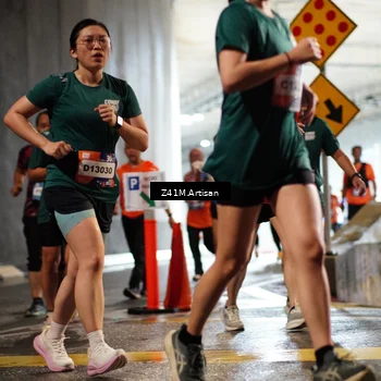 Runner Photo 7745024