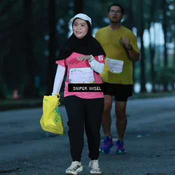 Runner Photo 7745034